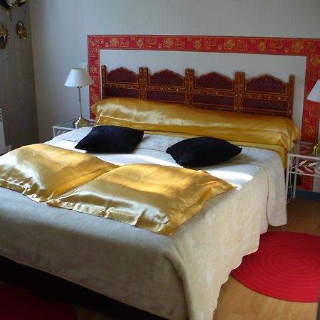 Chambre D'Hotes Dyrslot Saint-Denis-de-Pile エクステリア 写真